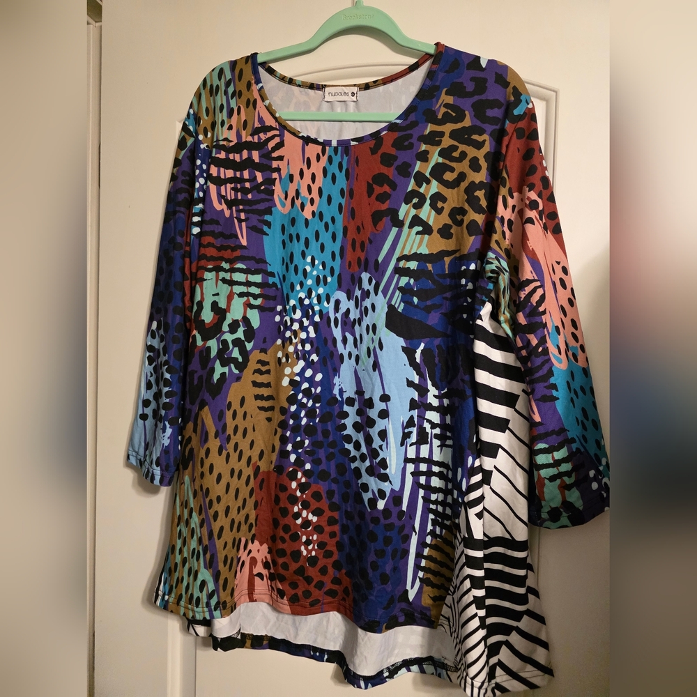 Nuggles  Top. Only Worn A Few Timea. Great Condition. Size 3x